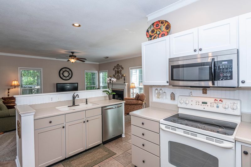 3208 Rose Walk Ct, Mount Pleasant, SC 29466