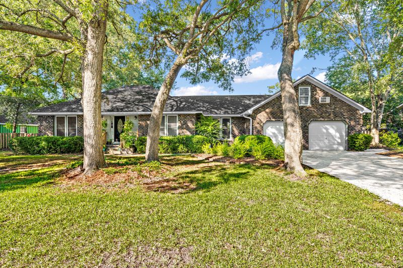 6 Hunter Forest Dr, Charleston, SC 29414