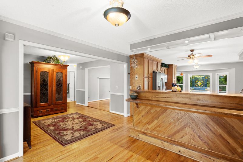 6 Hunter Forest Dr, Charleston, SC 29414