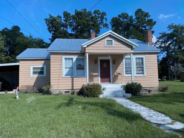 304 N Metts St, Saint George, SC 29477