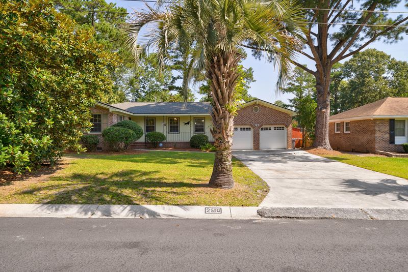 2510 Bengal Rd, North Charleston, SC 29406