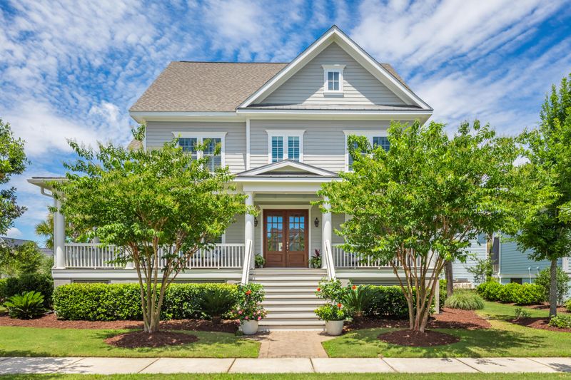 350 Lesesne St, Charleston, SC 29492