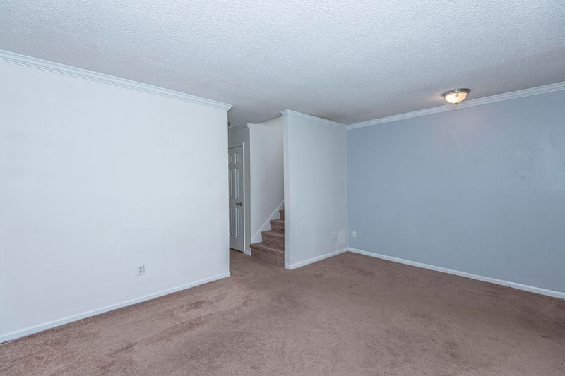 1421 Dove Run Dr #D, Charleston, SC 29412