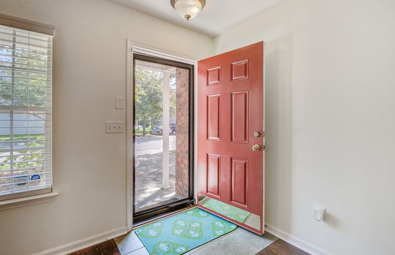 5202 Fernland Way, North Charleston, SC 29420