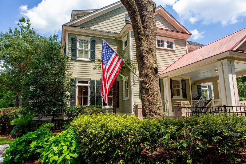 228 Delahow St, Charleston, SC 29492