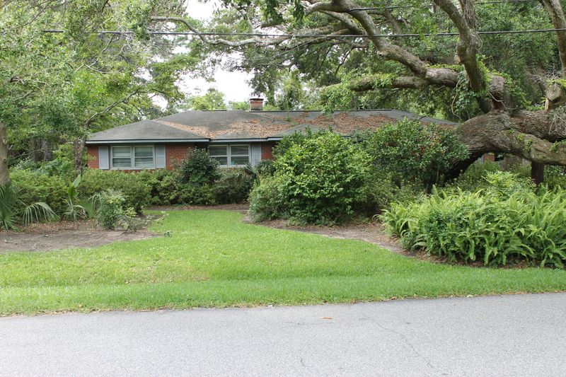 913 Stiles Dr, Charleston, SC 29412