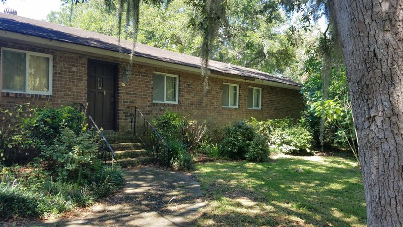 7863 Russell Creek Rd, Edisto Island, SC 29438