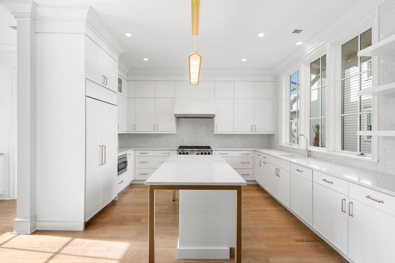 61 B Barre St, Charleston, SC 29401