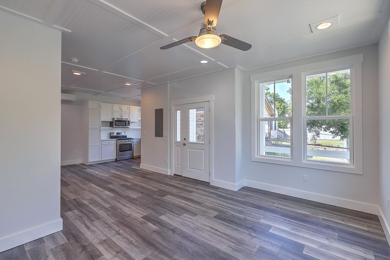 169 Jackson St, Charleston, SC 29403