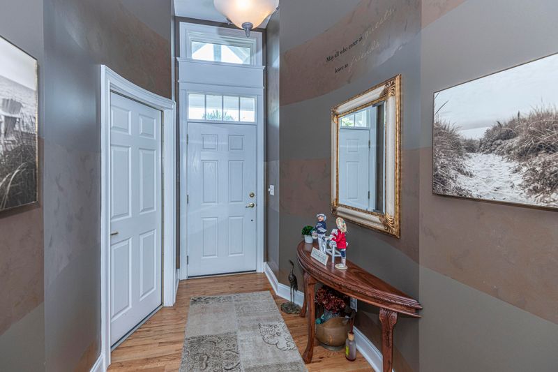1501 Dutch Iris Ct, Mount Pleasant, SC 29464