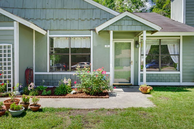 110 Robert Dr, Ladson, SC 29456