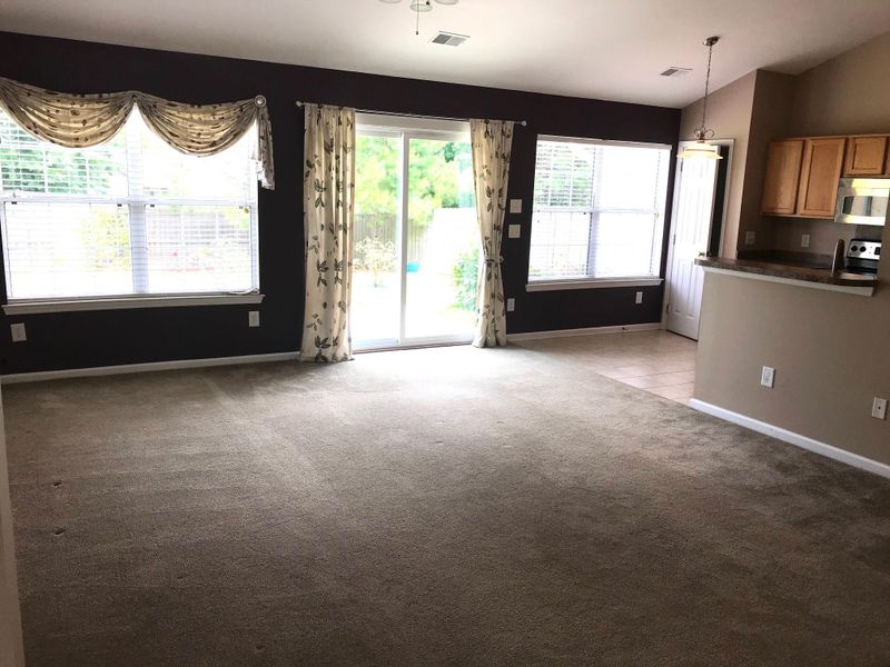 7252 Sweetgrass Blvd, Hanahan, SC 29410