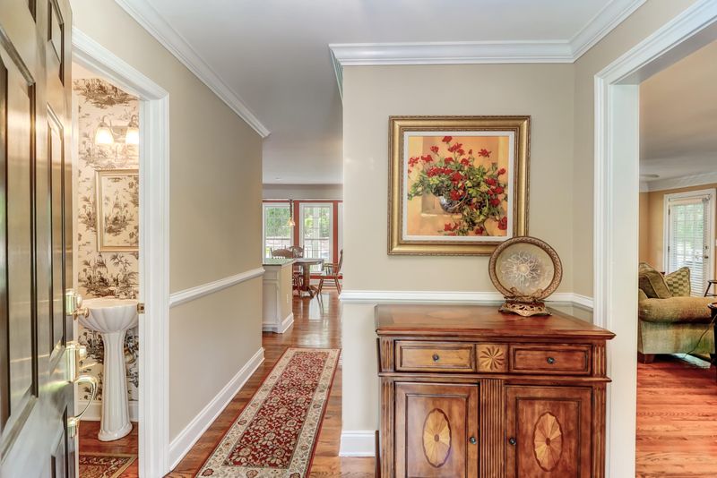 3231 Waverly Ln, Johns Island, SC 29455