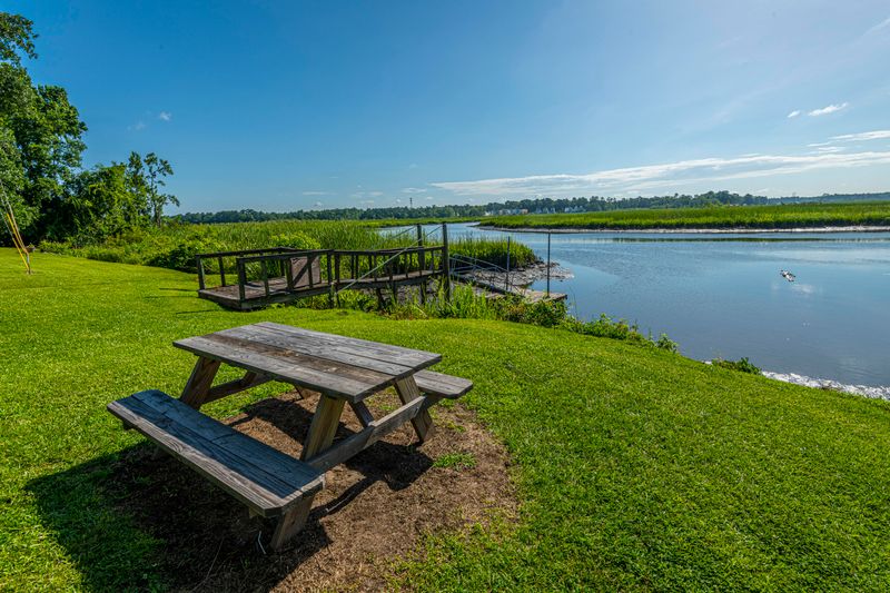 6240 Old Point Rd #C-16, Hanahan, SC 29410