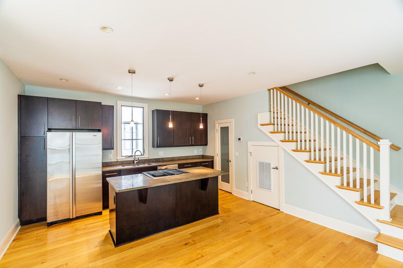 26 Cannon St #B, Charleston, SC 29403