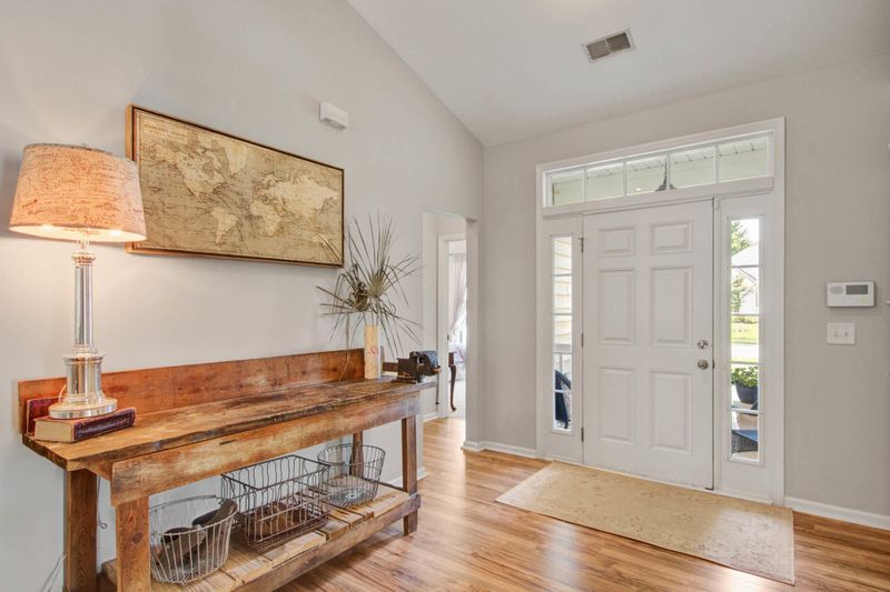 1207 Creek Stone Way, Hanahan, SC 29410