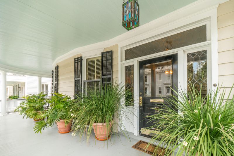 11 Rutledge Ave, Charleston, SC 29401