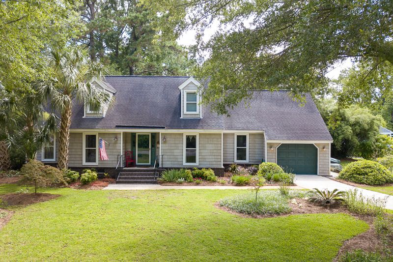 969 Mooring Dr, Charleston, SC 29412