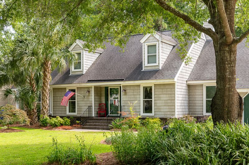 969 Mooring Dr, Charleston, SC 29412