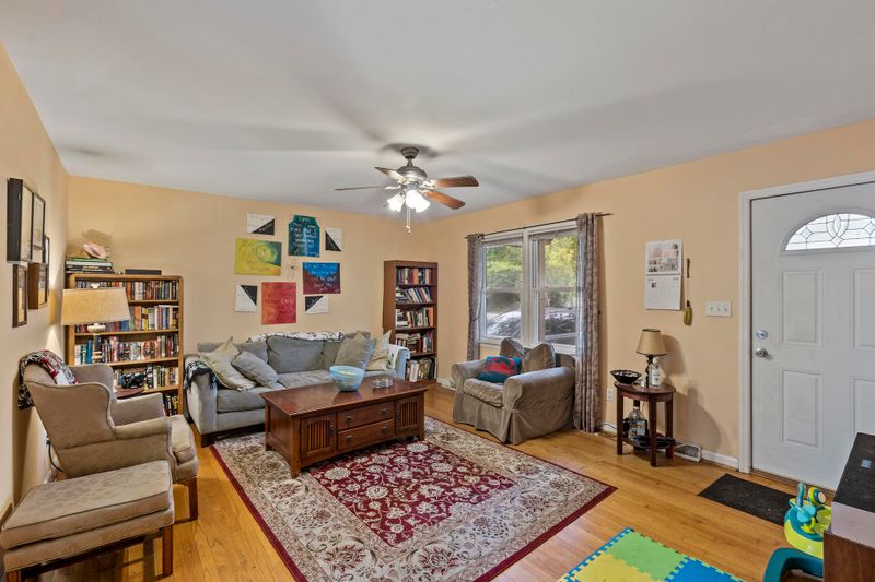 1303 Camp Rd, Charleston, SC 29412
