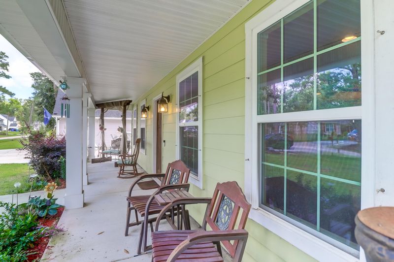 1926 Suzanne St, Johns Island, SC 29455