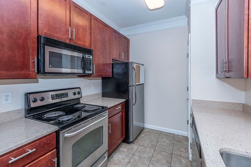 1755 Central Park Rd #1102, Charleston, SC 29412