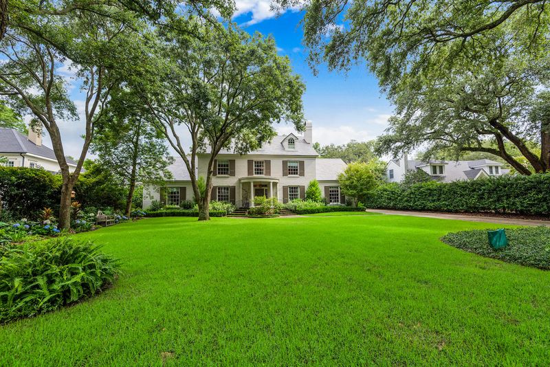 18 Broughton Rd, Charleston, SC 29407