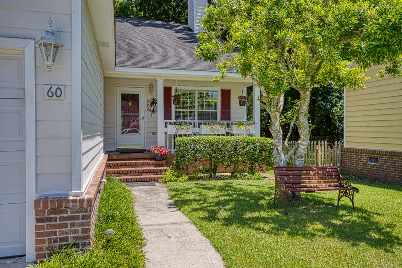60 Jawol Dr, Charleston, SC 29414
