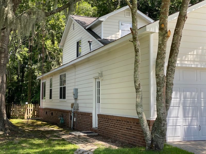 60 Jawol Dr, Charleston, SC 29414