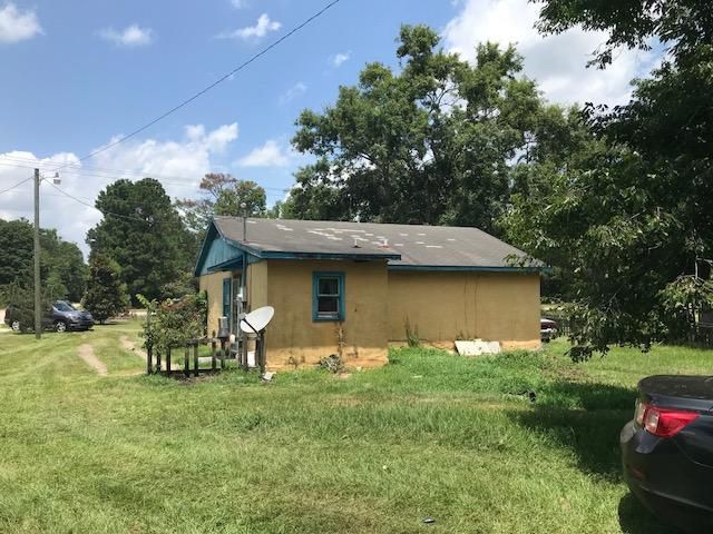 8479 Us 17, Mcclellanville, SC 29458