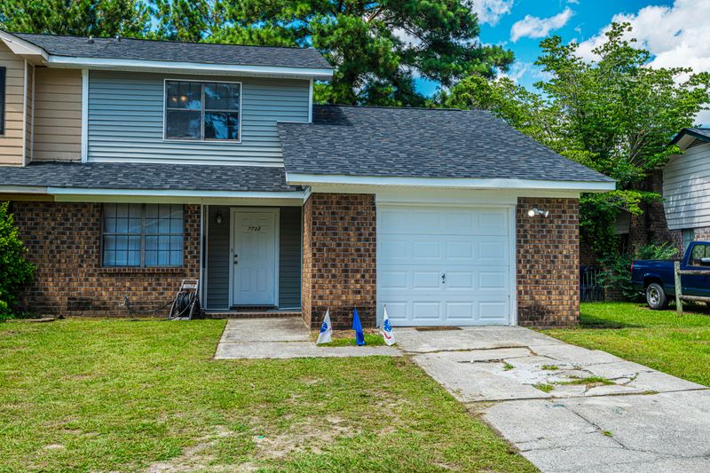 7732 Wayfield Cir, North Charleston, SC 29418