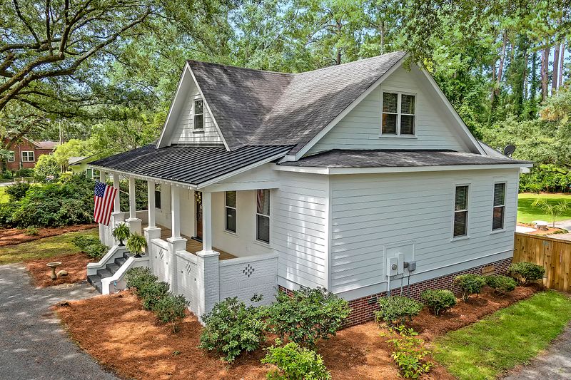 122 Simmons Ave, Summerville, SC 29483