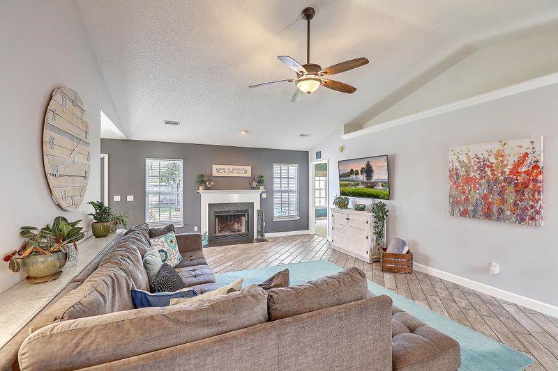 214 Pemberly Blvd, Summerville, SC 29486