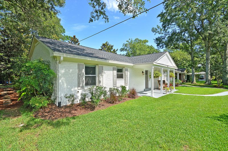 1913 Westminster Rd, Charleston, SC 29407