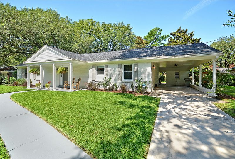 1913 Westminster Rd, Charleston, SC 29407