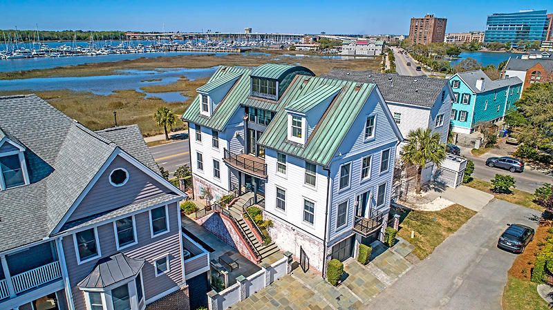 6 Lockwood Dr, Charleston, SC 29401