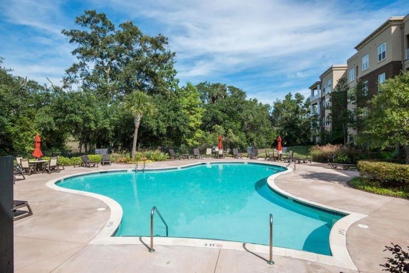 200 River Landing Dr #208h, Charleston, SC 29492