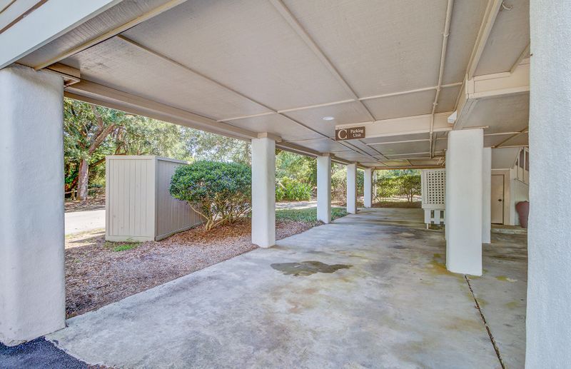 5 Seagrove Ln #C, Isle Of Palms, SC 29451