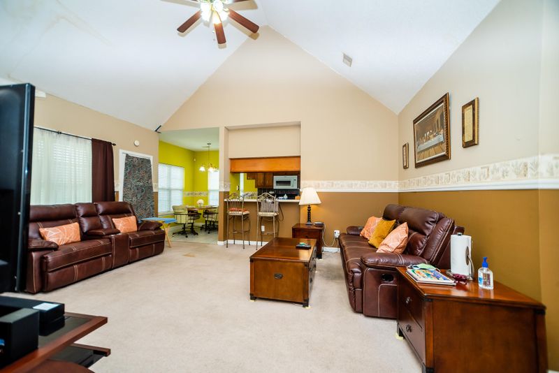 1621 Seloris Ct, Charleston, SC 29407