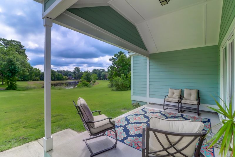 1206 Raven Rd, Hanahan, SC 29410