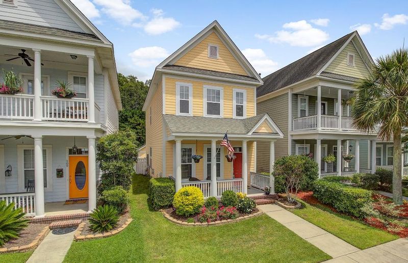 111 Hyacinth St, Summerville, SC 29483