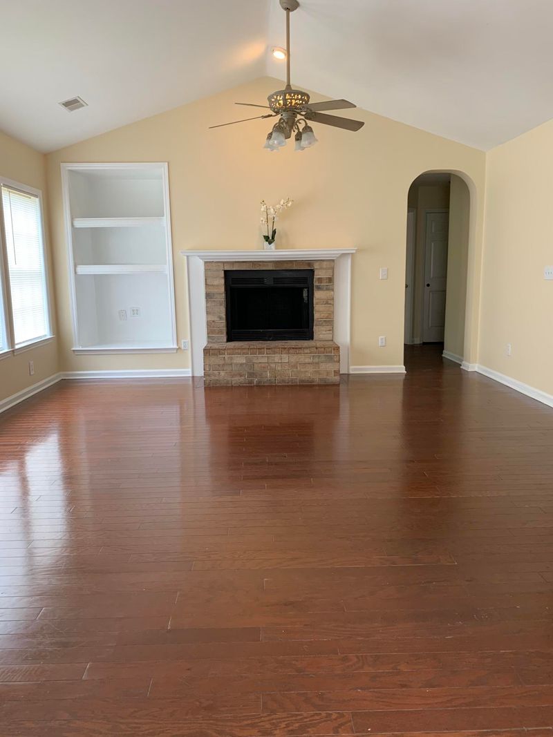 1159 Berkeley St, Hanahan, SC 29410