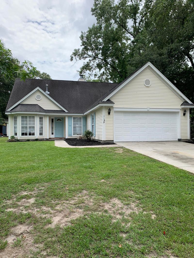 1159 Berkeley St, Hanahan, SC 29410
