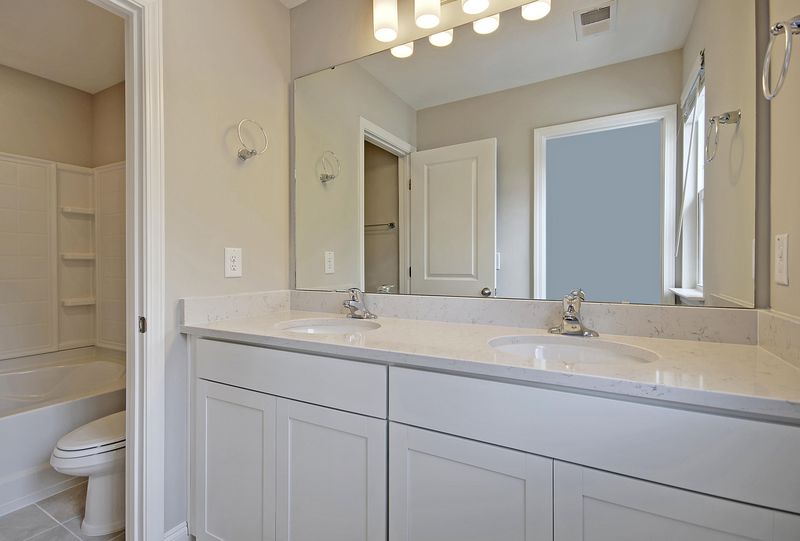 7758 Montview Rd, North Charleston, SC 29418
