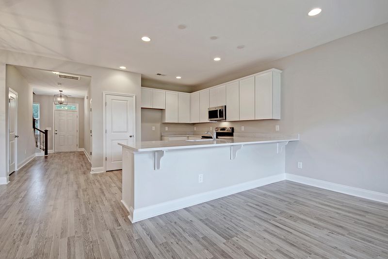 7767 Montview Rd, North Charleston, SC 29418