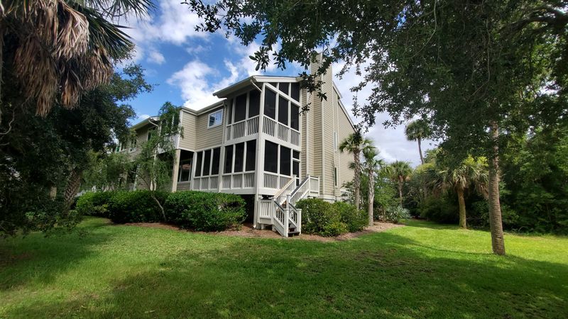 48 Linkside Ct, Isle Of Palms, SC 29451