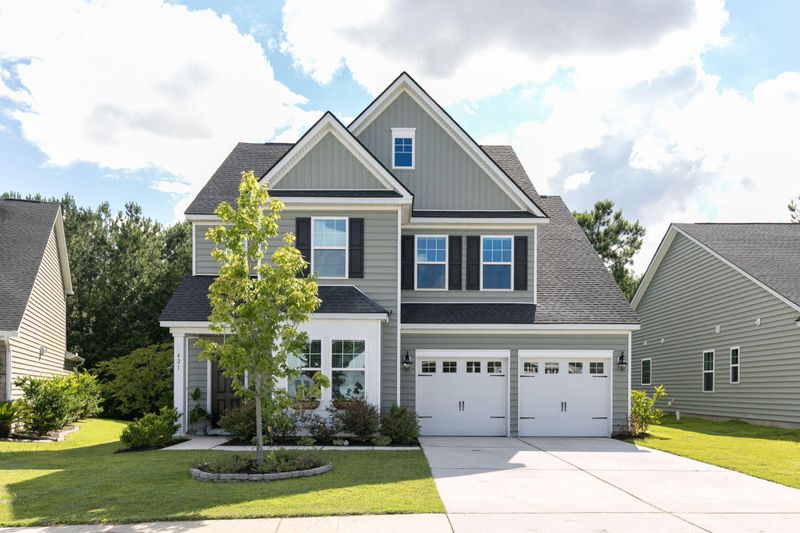 421 Fetterbush Dr, Moncks Corner, SC 29461