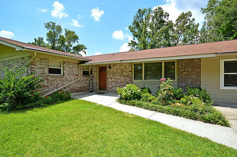 2476 Flamingo Dr, Charleston, SC 29414
