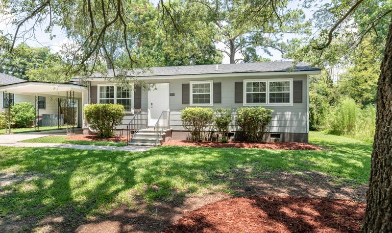 1556 Larry St, North Charleston, SC 29406