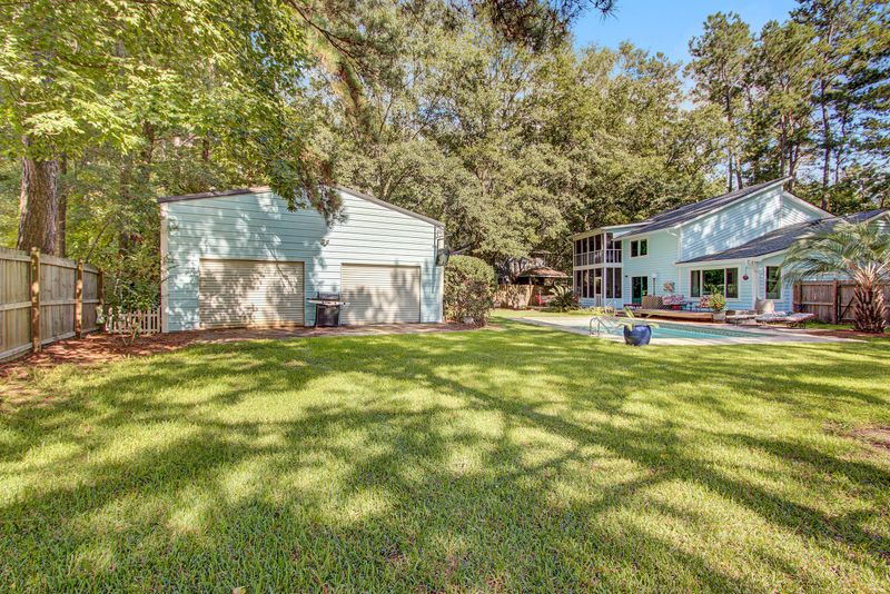 114 Nettles Ln, Summerville, SC 29483